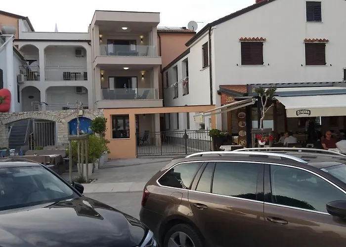 Sanja Apartments Rivarela