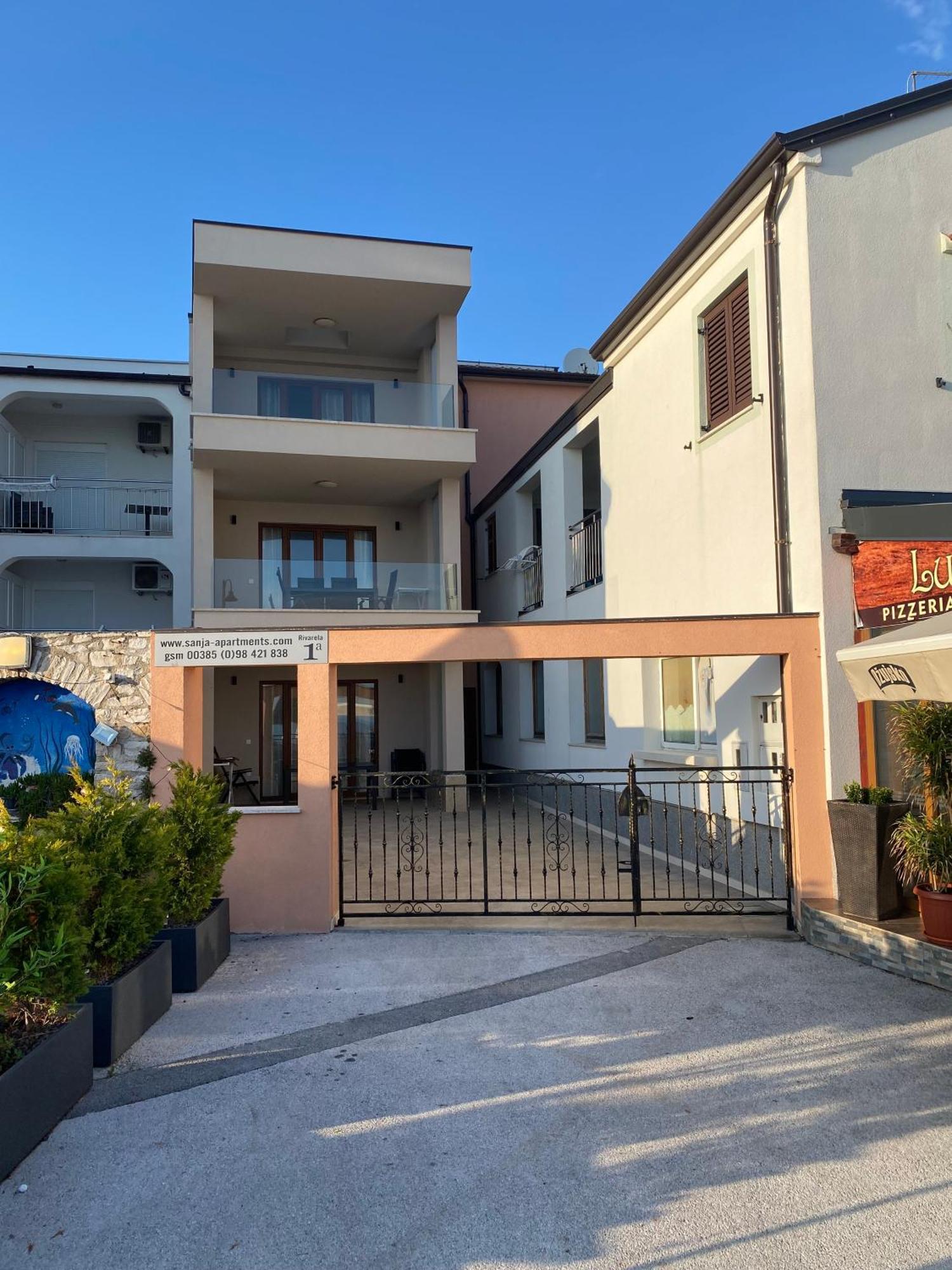Sanja Rivarela Novigrad Istria
